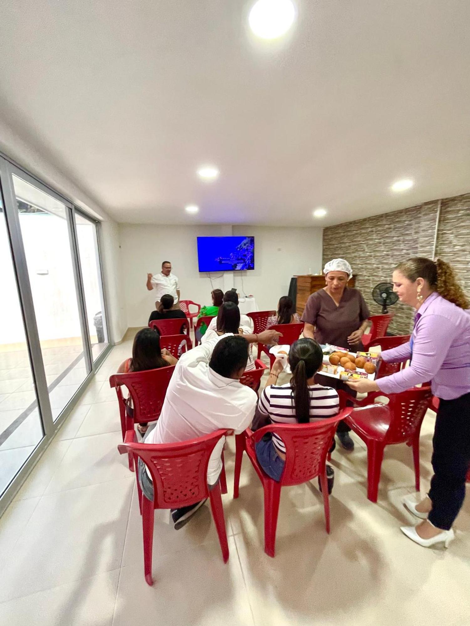 Hotel Olam Deluxe Valledupar Extérieur photo